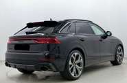 Audi RS Q8 Base