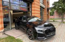 Audi RS Q8 Base