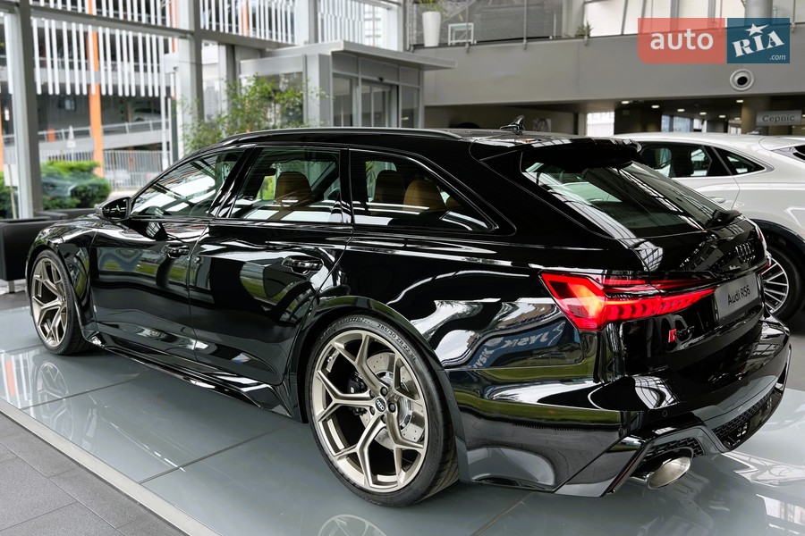 Audi RS6 - фото 9