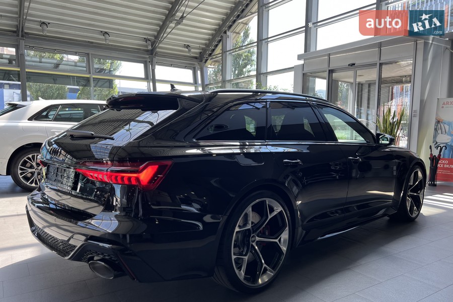 Audi RS6 - фото 7
