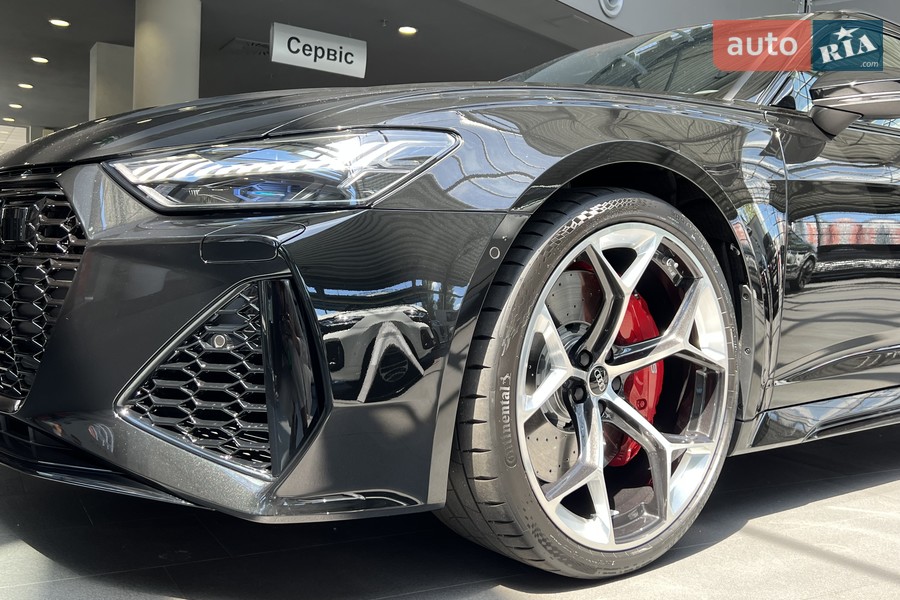 Audi RS6 - фото 11