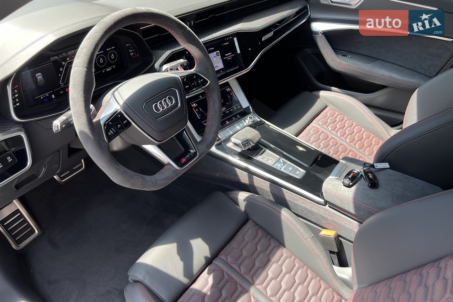 Audi RS6 - фото 32