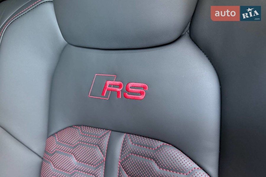 Audi RS6 - фото 11