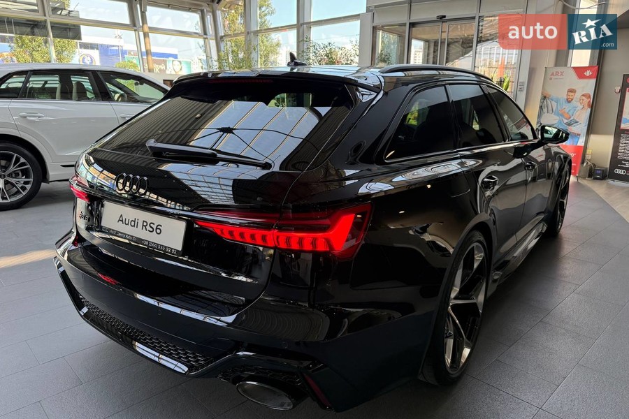 Audi RS6 - фото 6
