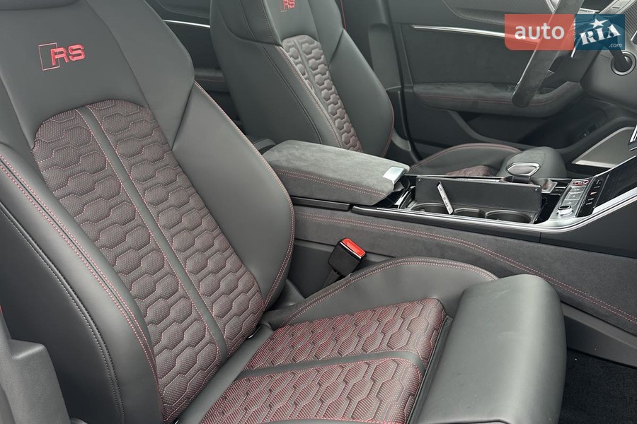 Audi RS7 Sportback - фото 17