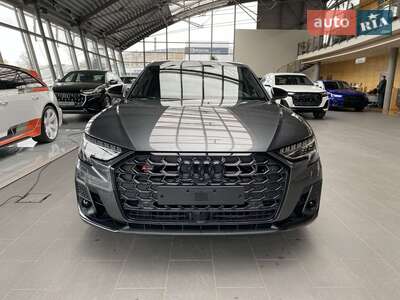 Новый Audi S8 2026 - фото 2