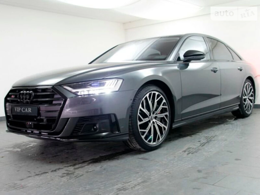 Audi S8 Basis