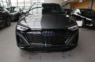 Audi SQ8 e-tron S-Line
