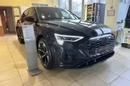 Audi SQ8 Sportback e-tron Individual