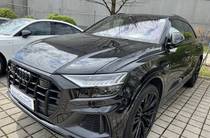 Audi SQ8 S-Line