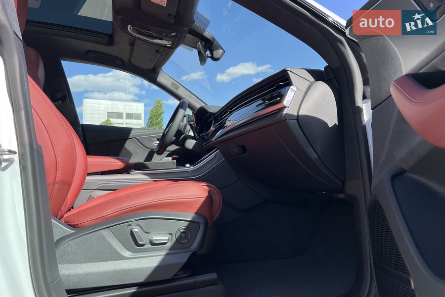 Audi SQ8 - фото 36