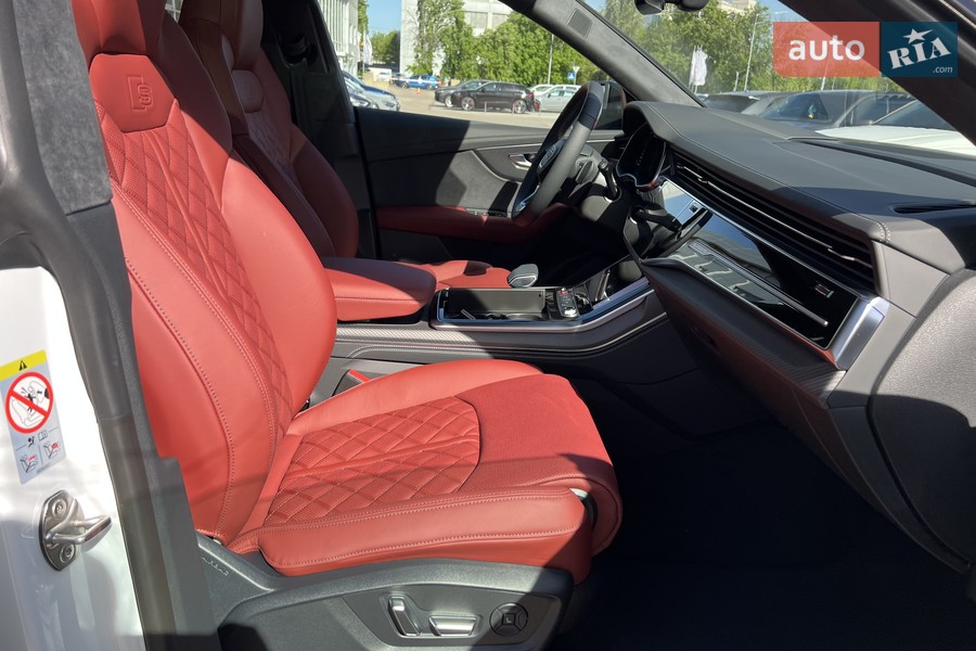 Audi SQ8 - фото 38