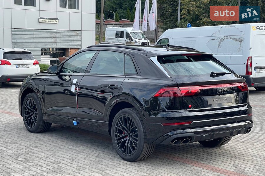 Audi SQ8 - фото 5