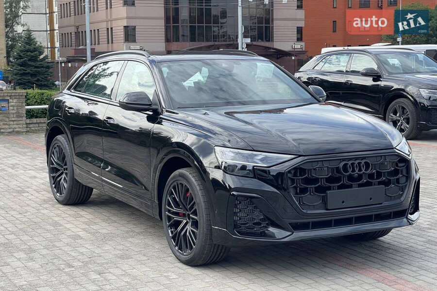 Audi SQ8 - фото 1
