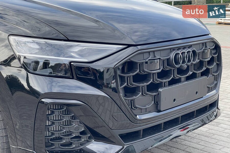 Audi SQ8 - фото 10