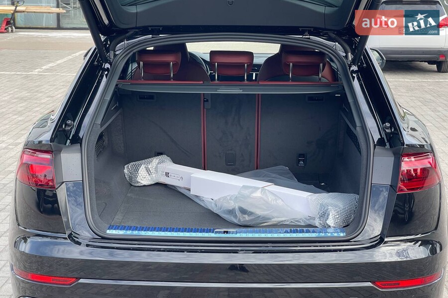 Audi SQ8 - фото 26