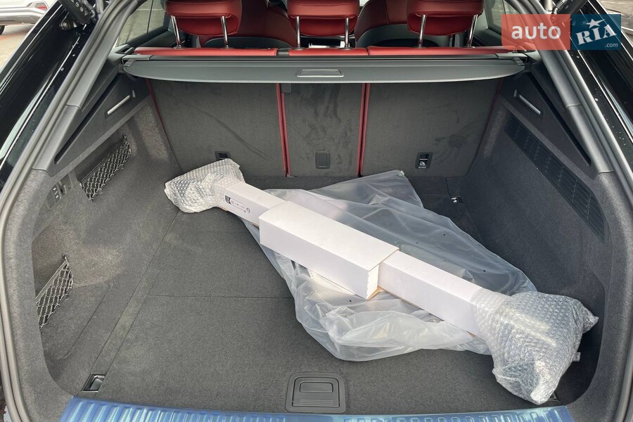 Audi SQ8 - фото 27