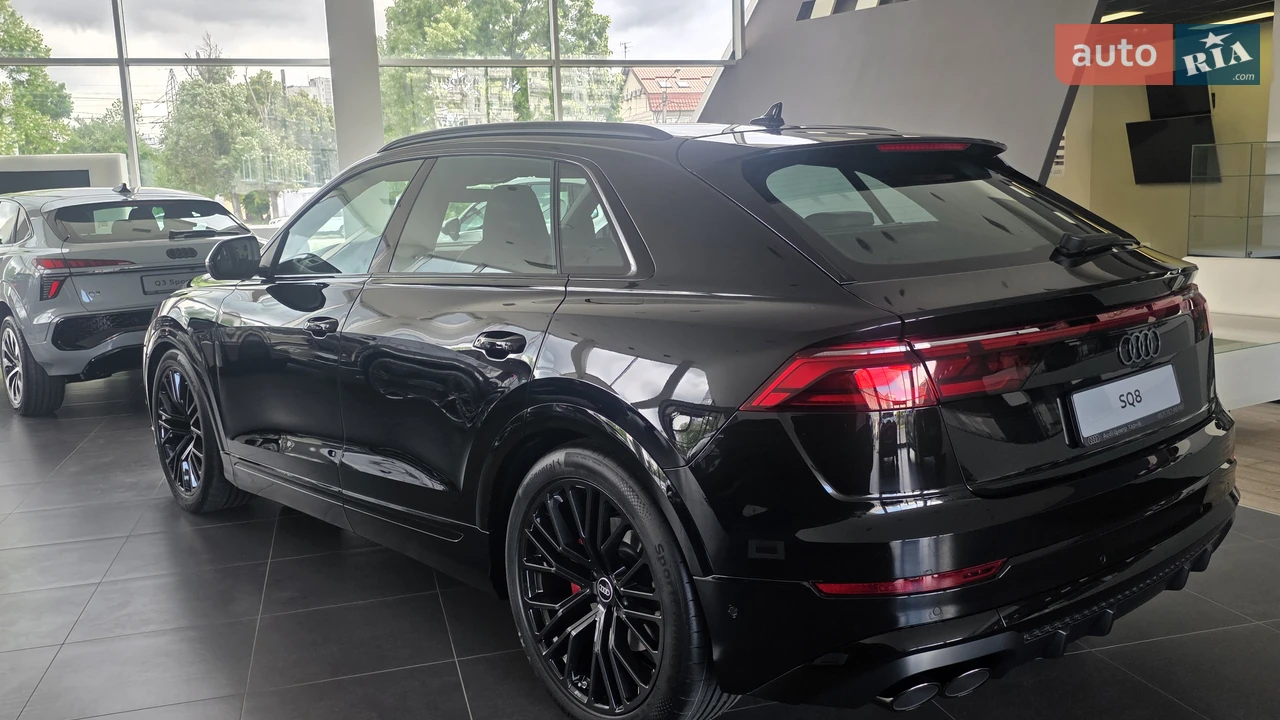 Audi-7