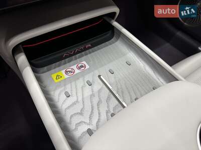 Новый Avatr 06 2025 - фото 5