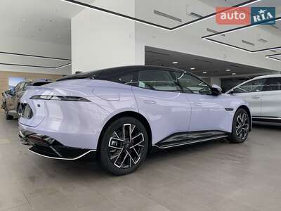 Новый Avatr 06 2025 - фото 4