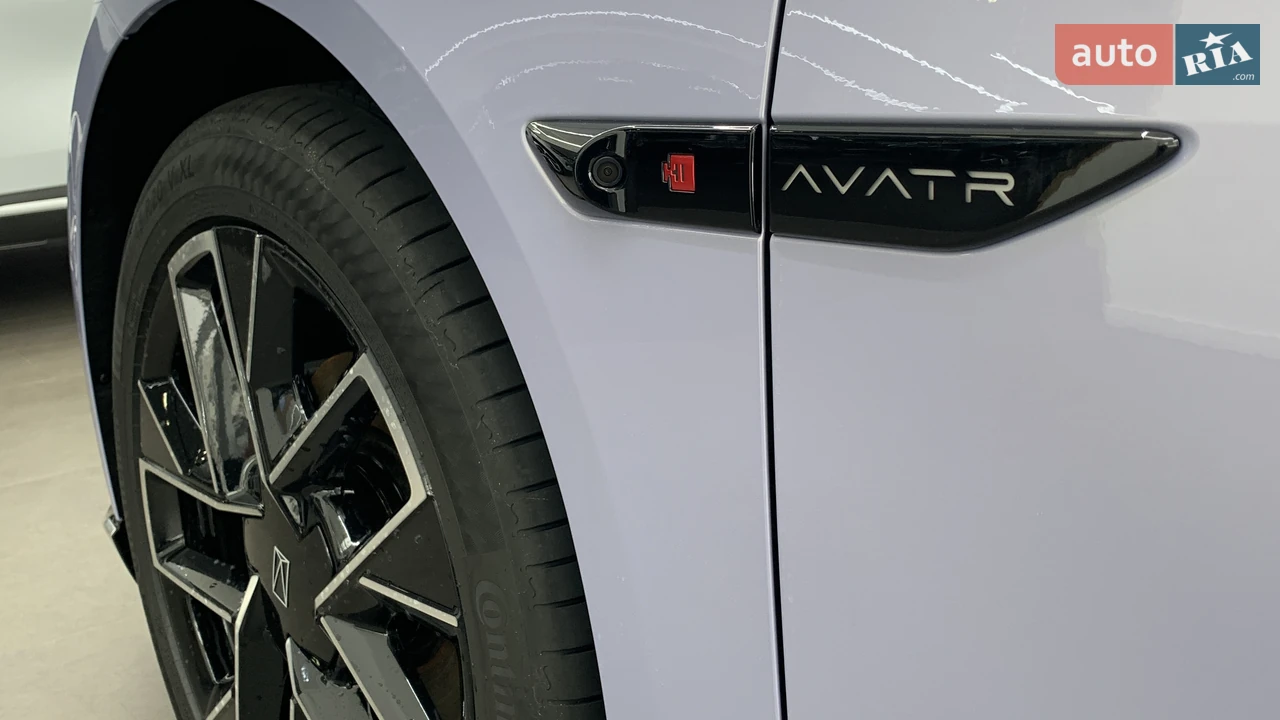 Avatr-7
