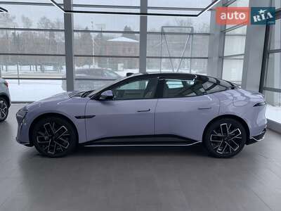 Новый Avatr 06 2025 - фото 2