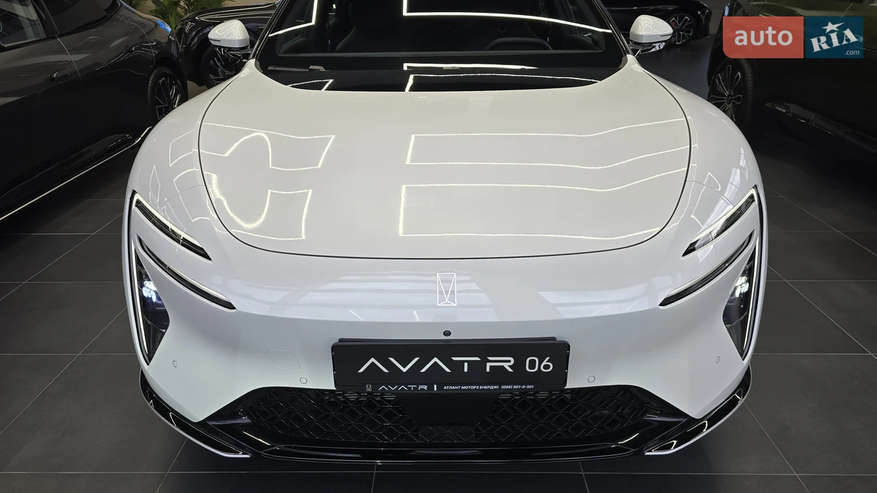 Avatr-4
