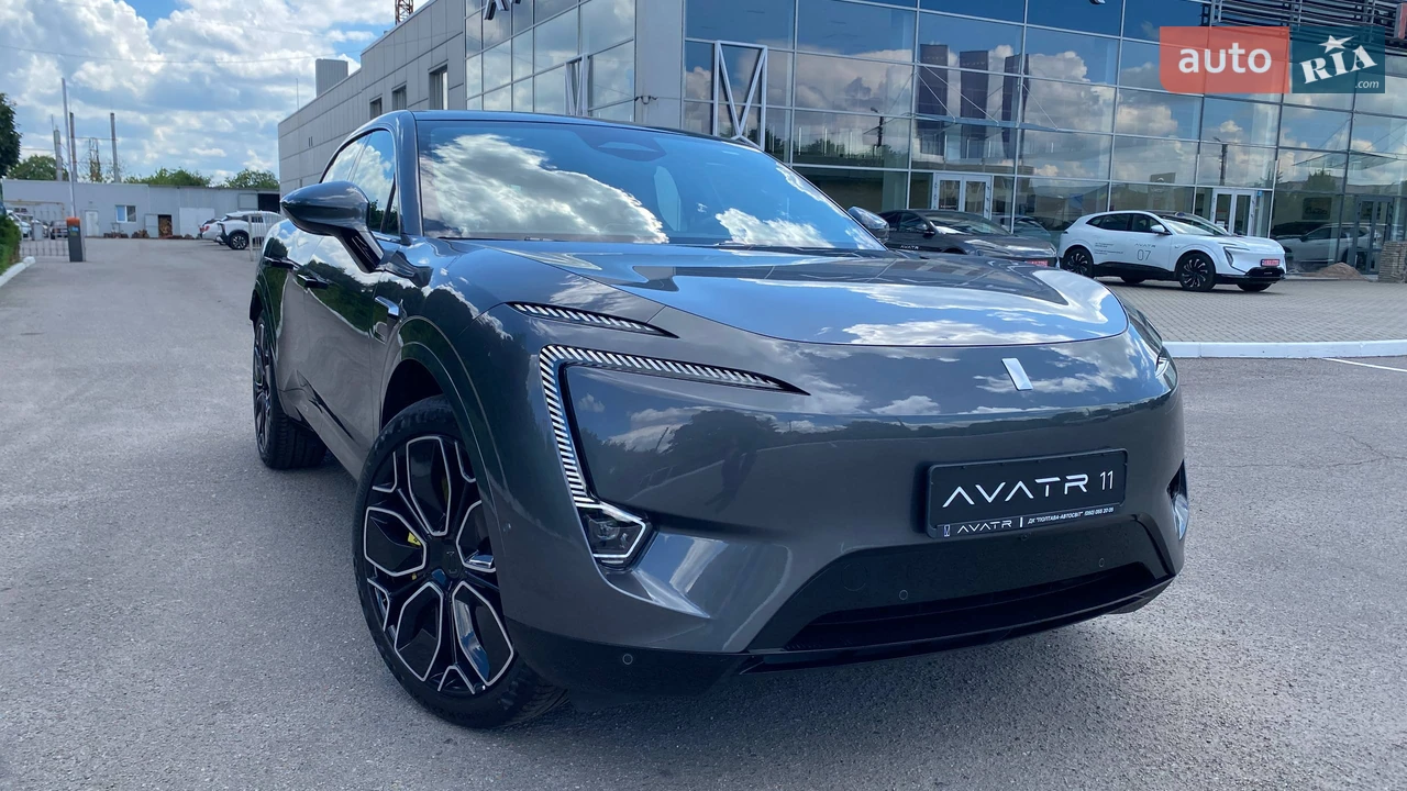 Avatr-3