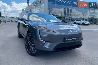 Avatr 11