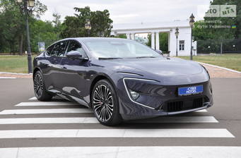 Avatr 12 94.5 kWh (313 к.с.) 2024