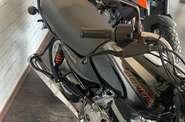 Bajaj Boxer Base