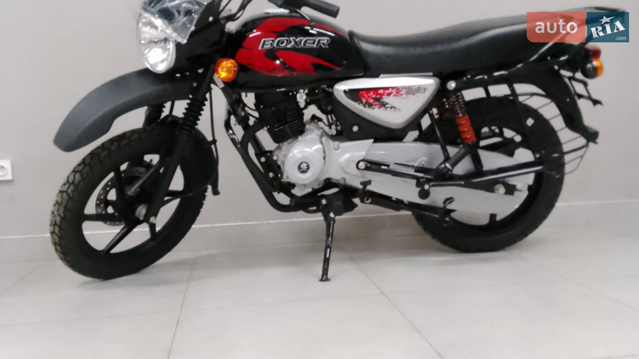 Bajaj Boxer Base