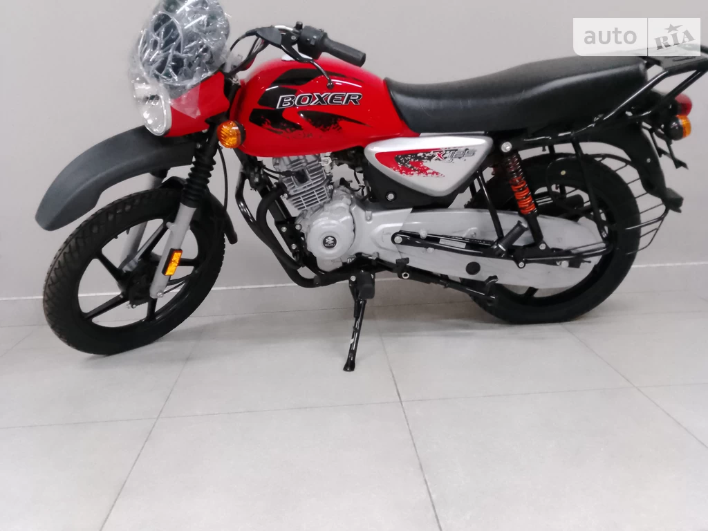 Bajaj Boxer Base