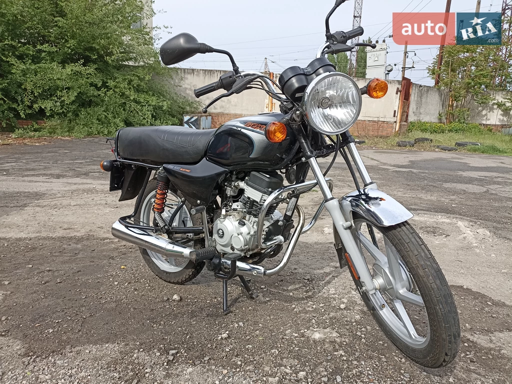 Bajaj Boxer Base
