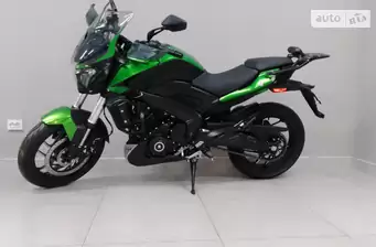 Bajaj Dominar