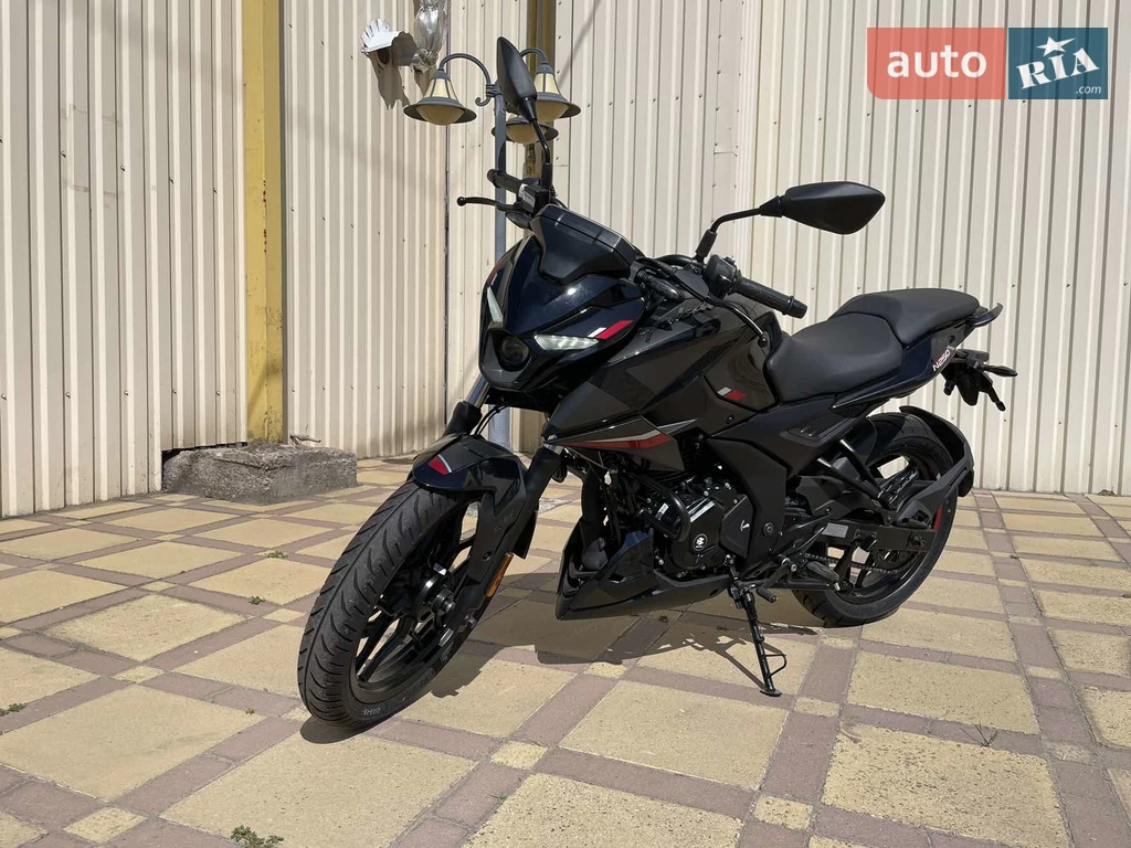 Bajaj Pulsar Base