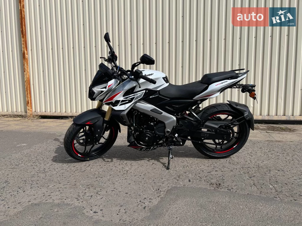 Bajaj Pulsar Base