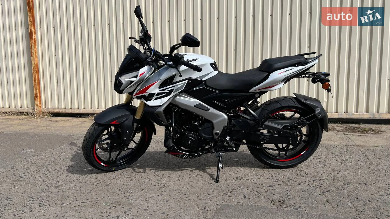 Bajaj Pulsar Base