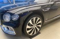 Bentley Flying Spur V8 Base