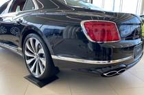 Bentley Flying Spur V8 Base