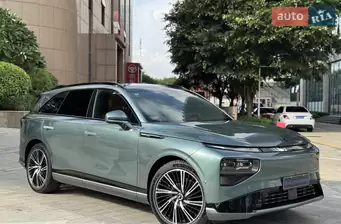 Xpeng G9