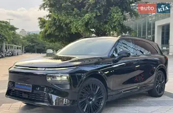 Xpeng G9