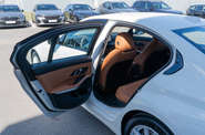BMW 3 Series Base
