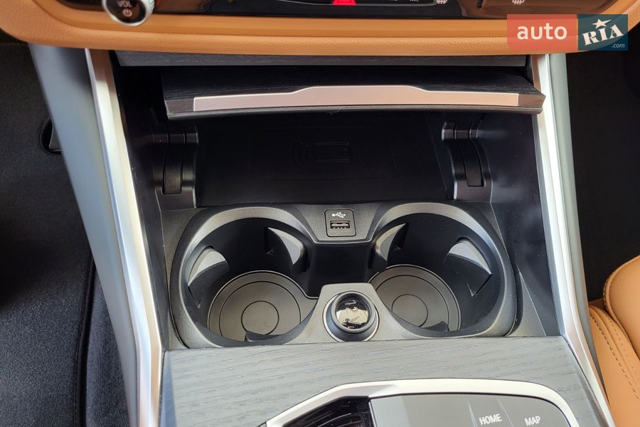 BMW 3 Series - фото 17