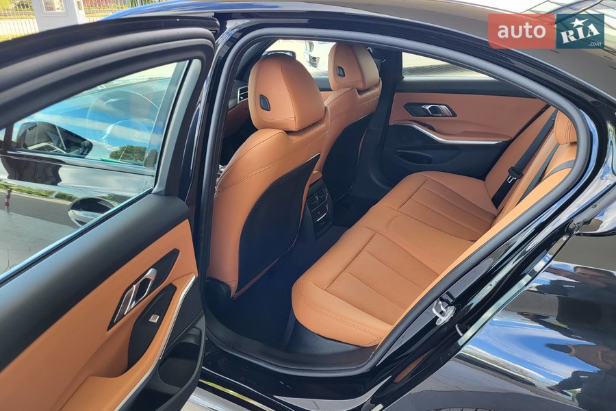 BMW 3 Series - фото 30