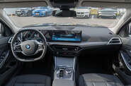 BMW 3 Series Base
