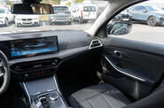 BMW 3 Series Base