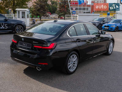 BMW 3 Series 2025 Base