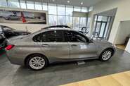 BMW 3 Series Base