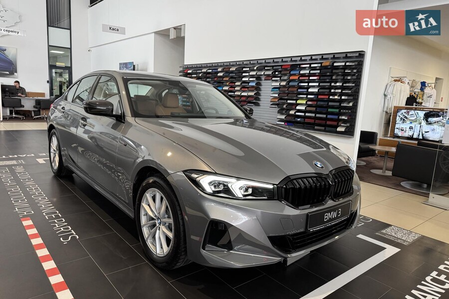 BMW 3 Series - фото 3